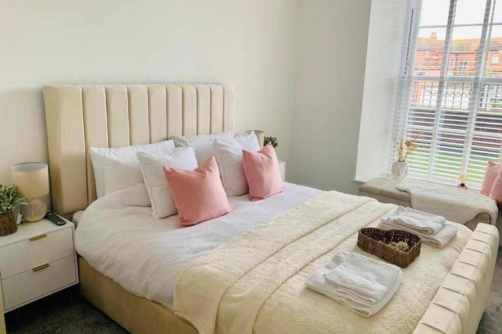 Luxury, Centrally Located 2 Bed Modern Apartment Great Yarmouth Exterior foto